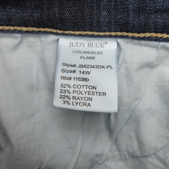 Judy Blue Lily High Rise Hem Flare Plus Jeans Size 14W - Picture 4 of 8
